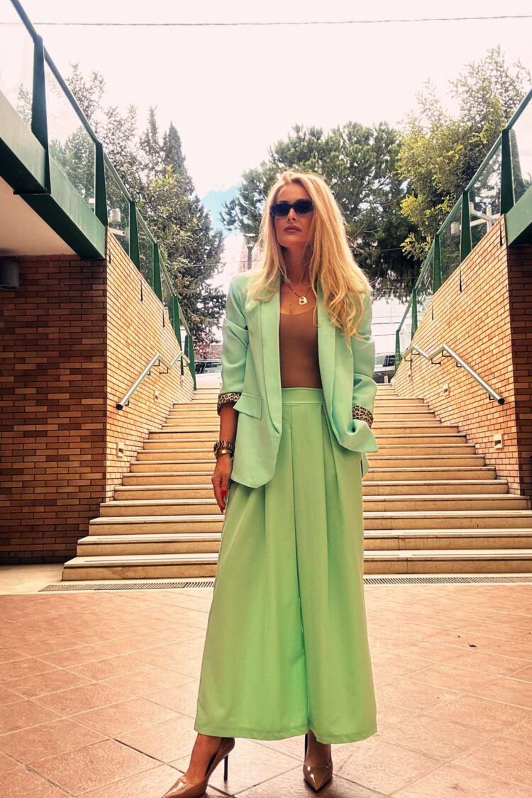 Παντελόνα ψηλόμεση με πιέτες Βεραμάν